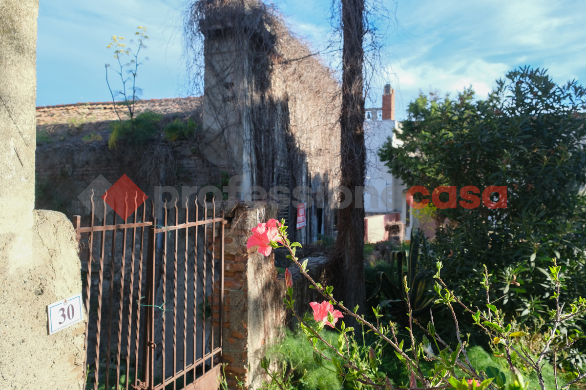 Foto 9 di 18 - Casa indipendente in vendita a Milazzo