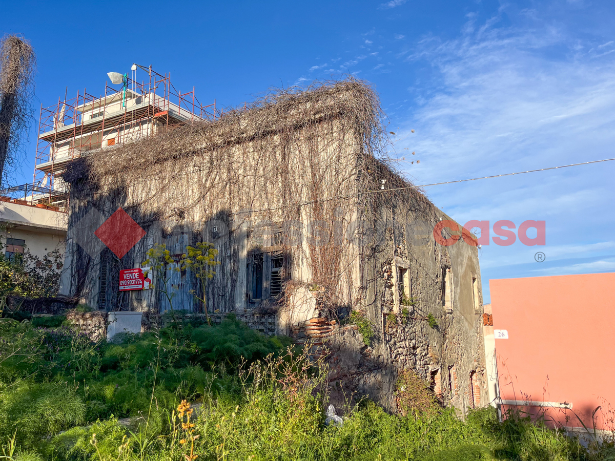 Foto 7 di 18 - Casa indipendente in vendita a Milazzo