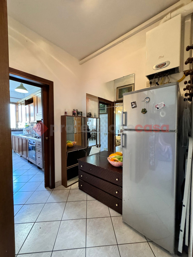 Foto 11 di 12 - Appartamento in vendita a Livorno
