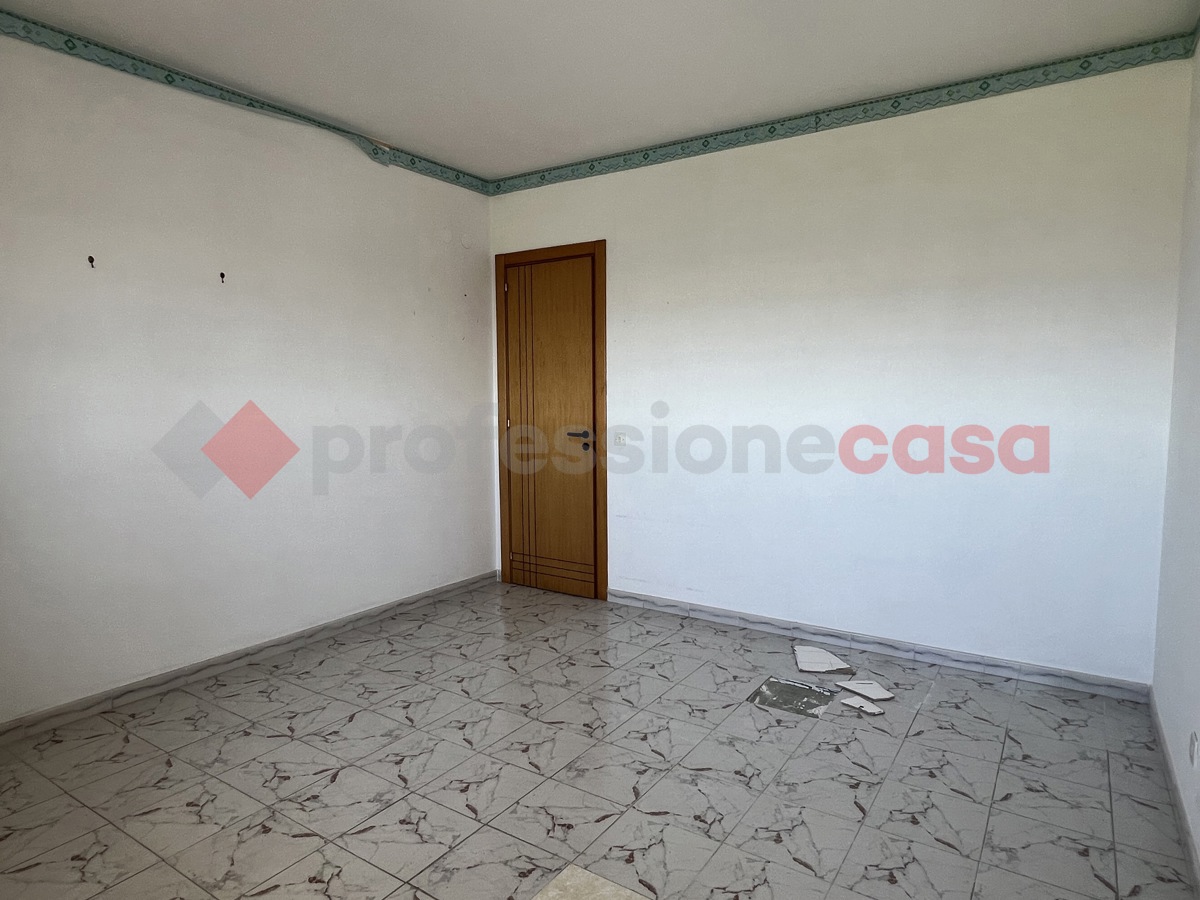 Foto 18 di 25 - Appartamento in vendita a Taranto