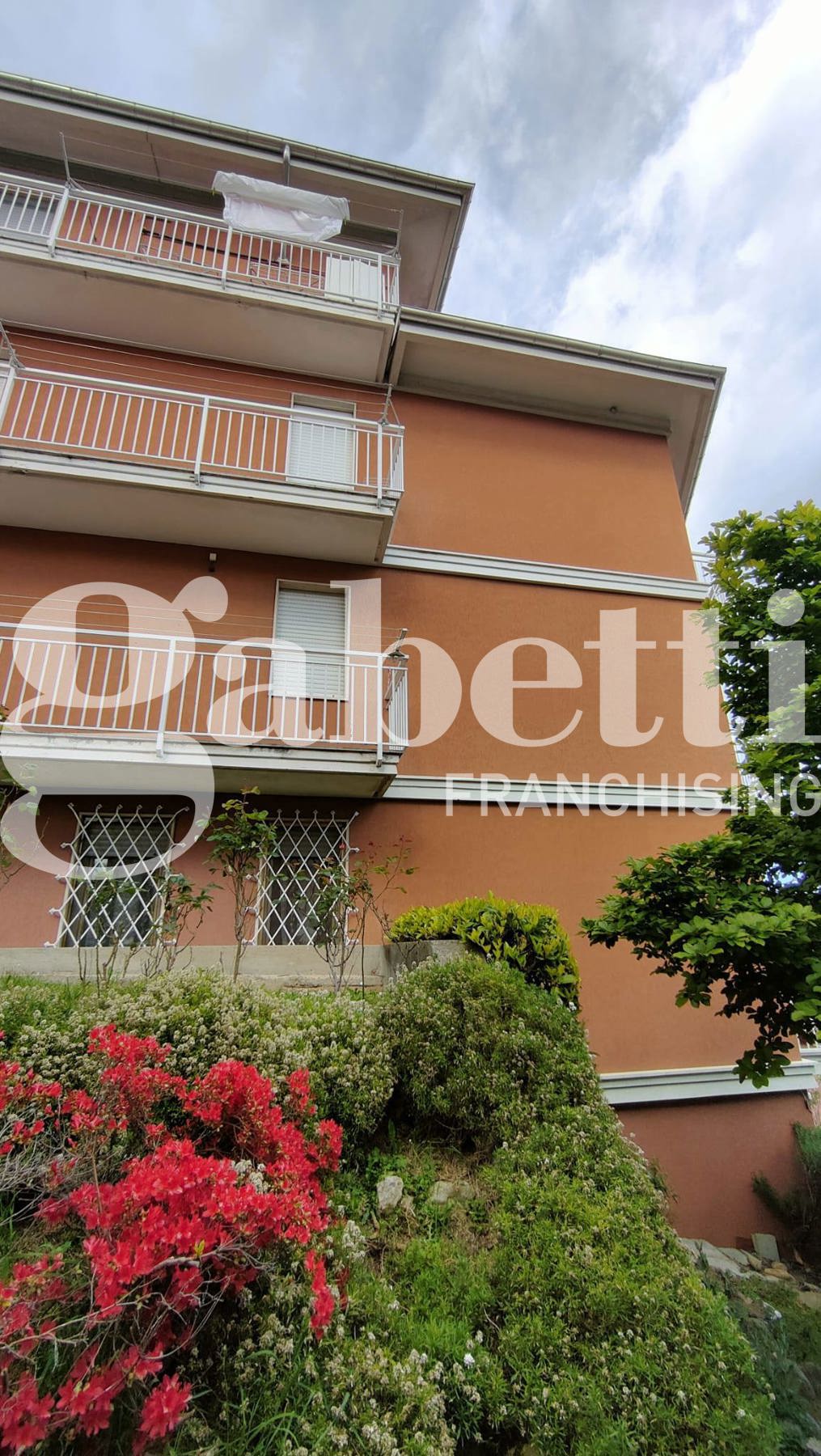 Foto 2 di 19 - Appartamento in vendita a Biella
