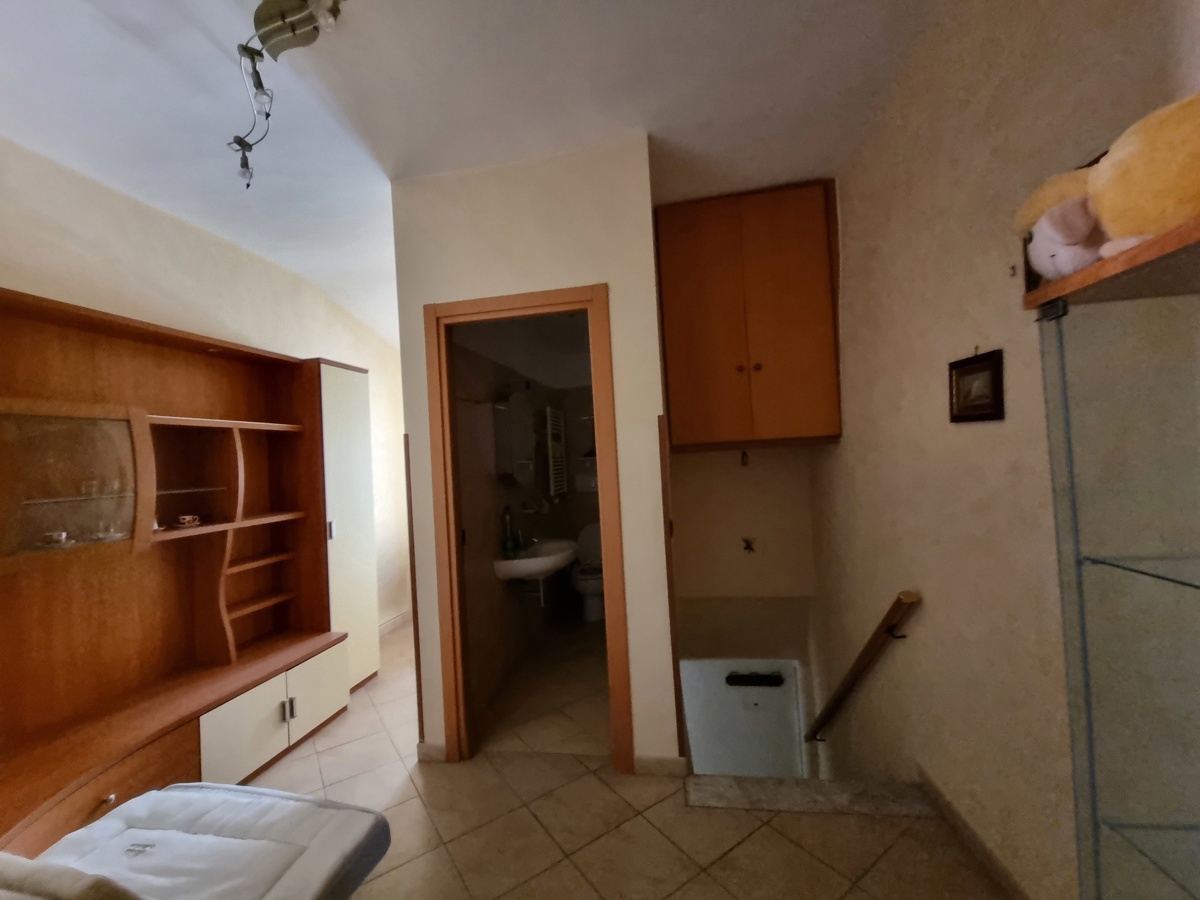 Foto 3 di 12 - Appartamento in affitto a Marino