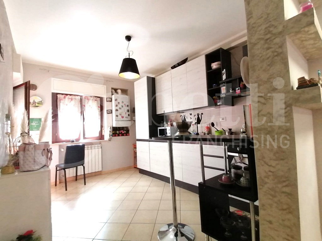 Foto 7 di 15 - Appartamento in vendita a L'Aquila