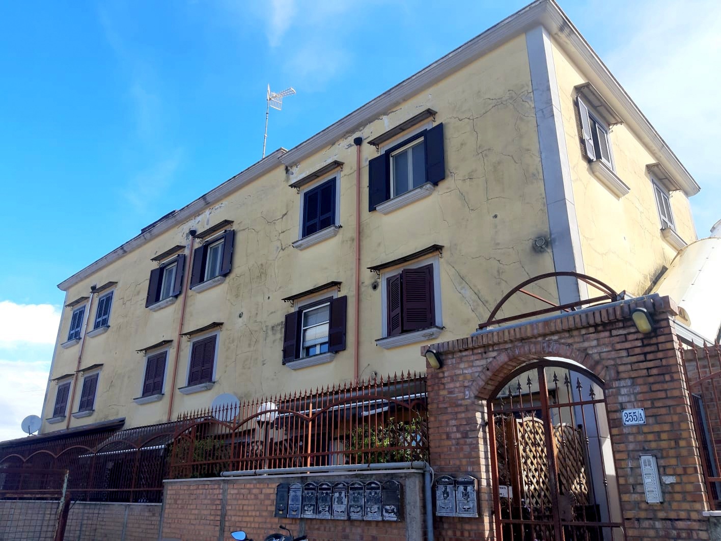 Foto 1 di 16 - Appartamento in vendita a Napoli