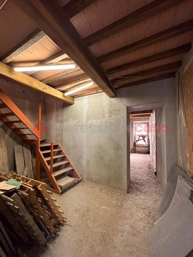 Foto 7 di 12 - Casa indipendente in vendita a Pistoia