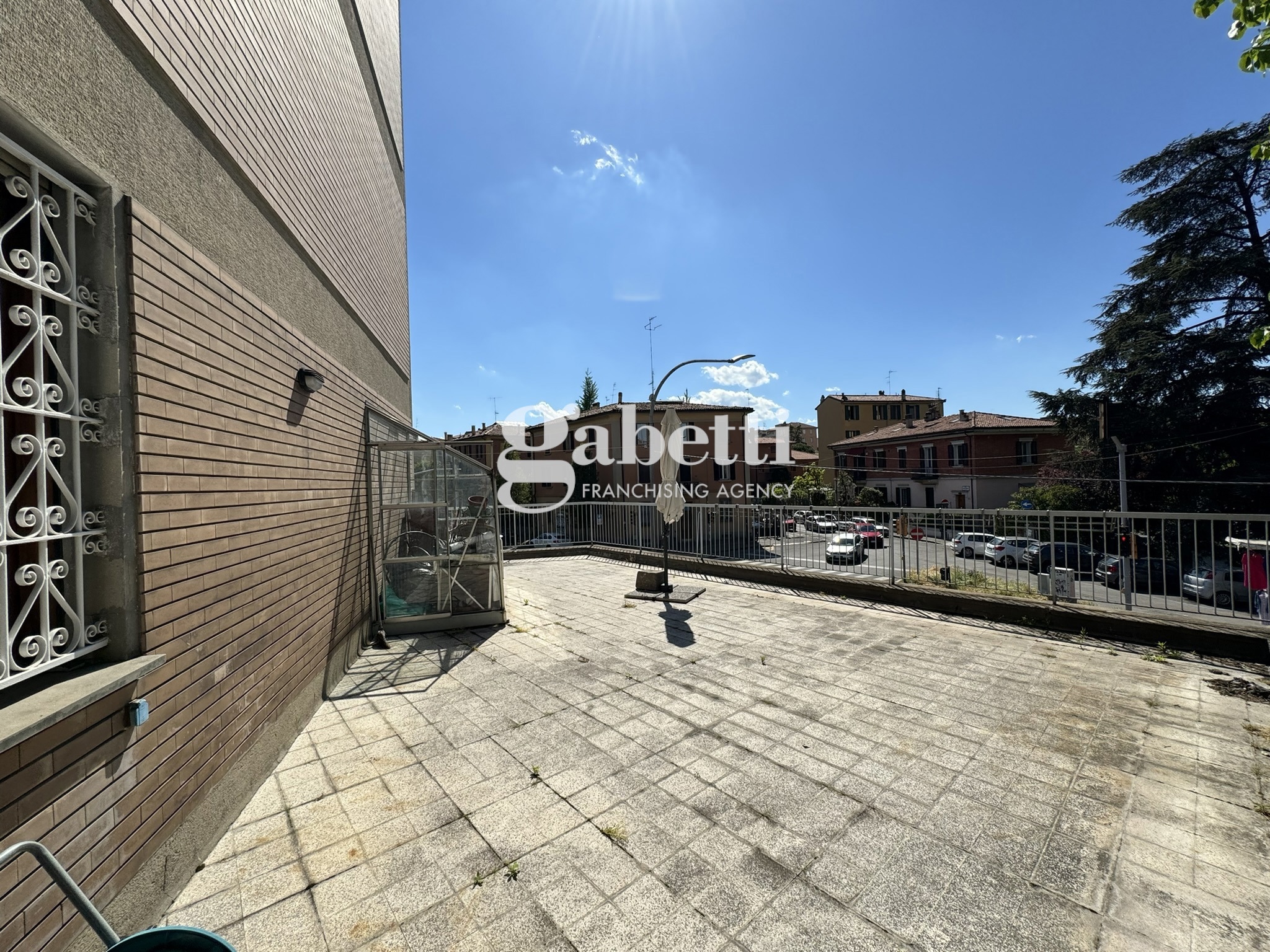 Foto 1 di 21 - Appartamento in vendita a Bologna