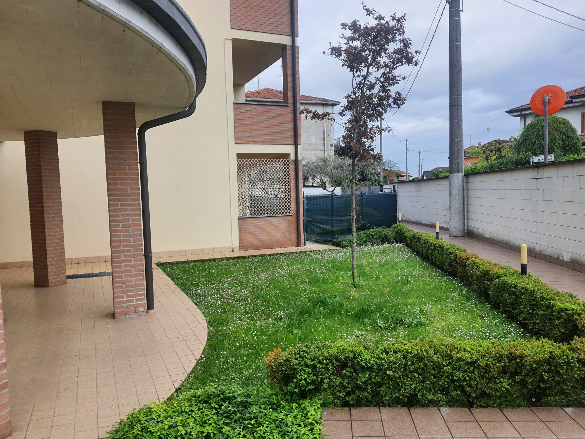 Foto 3 di 36 - Appartamento in vendita a Vigevano