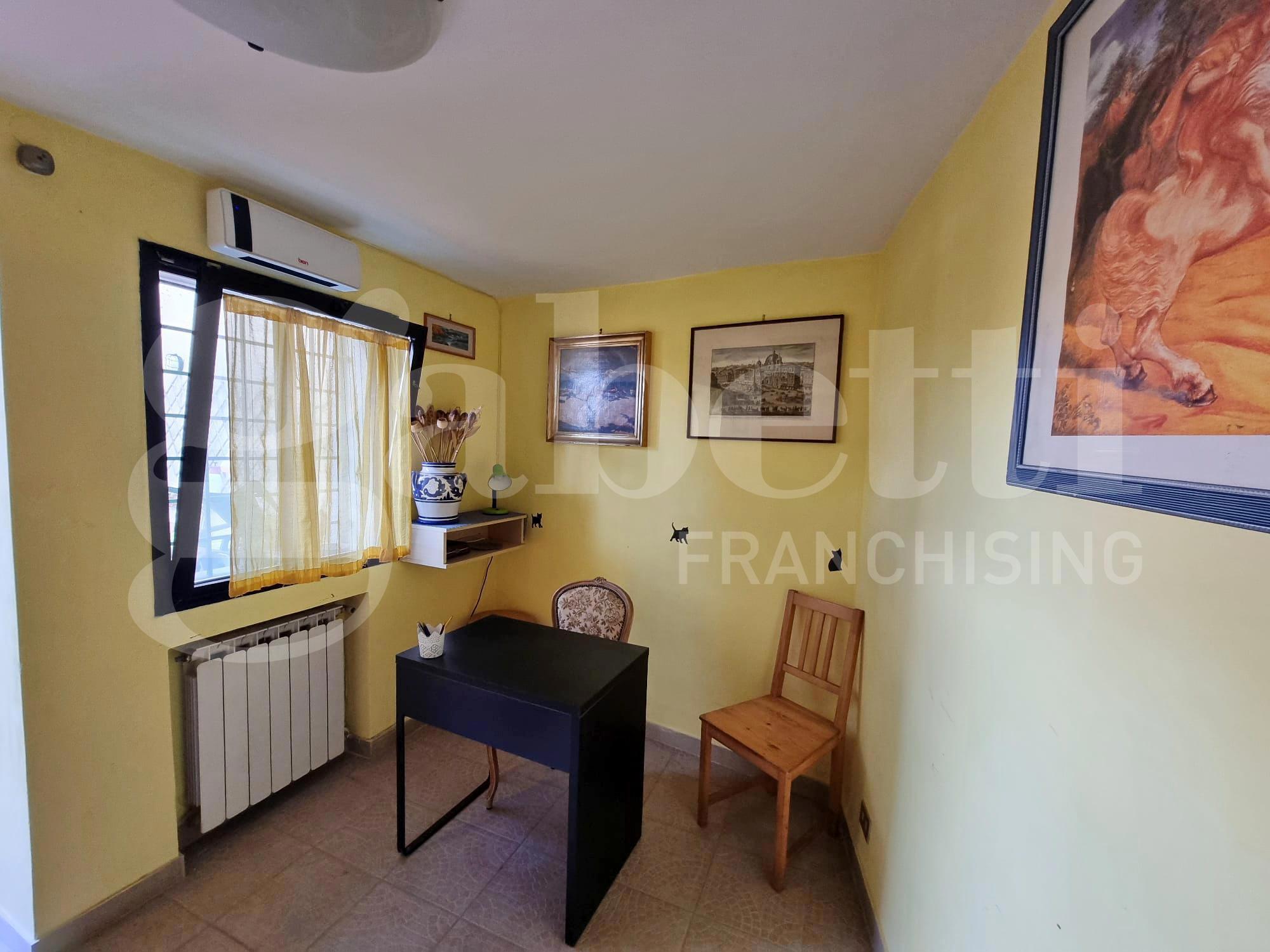 Foto 30 di 50 - Appartamento in vendita a Roma
