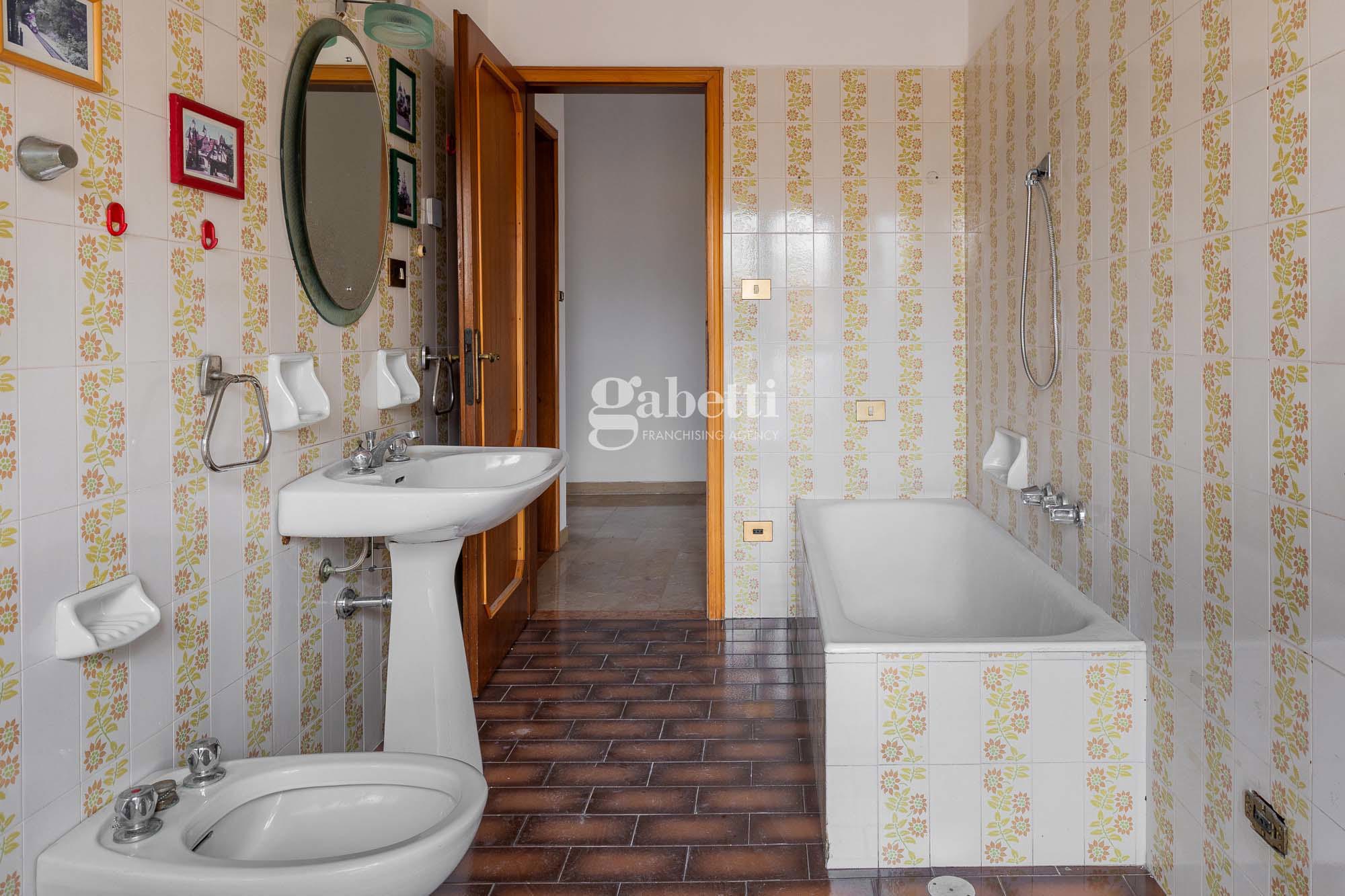 Foto 18 di 28 - Appartamento in vendita a Bologna