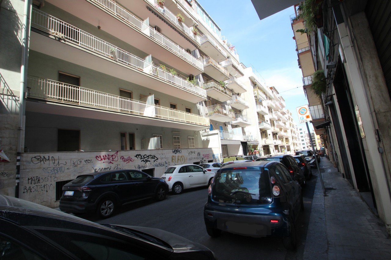 Foto 30 di 31 - Appartamento in vendita a Catania