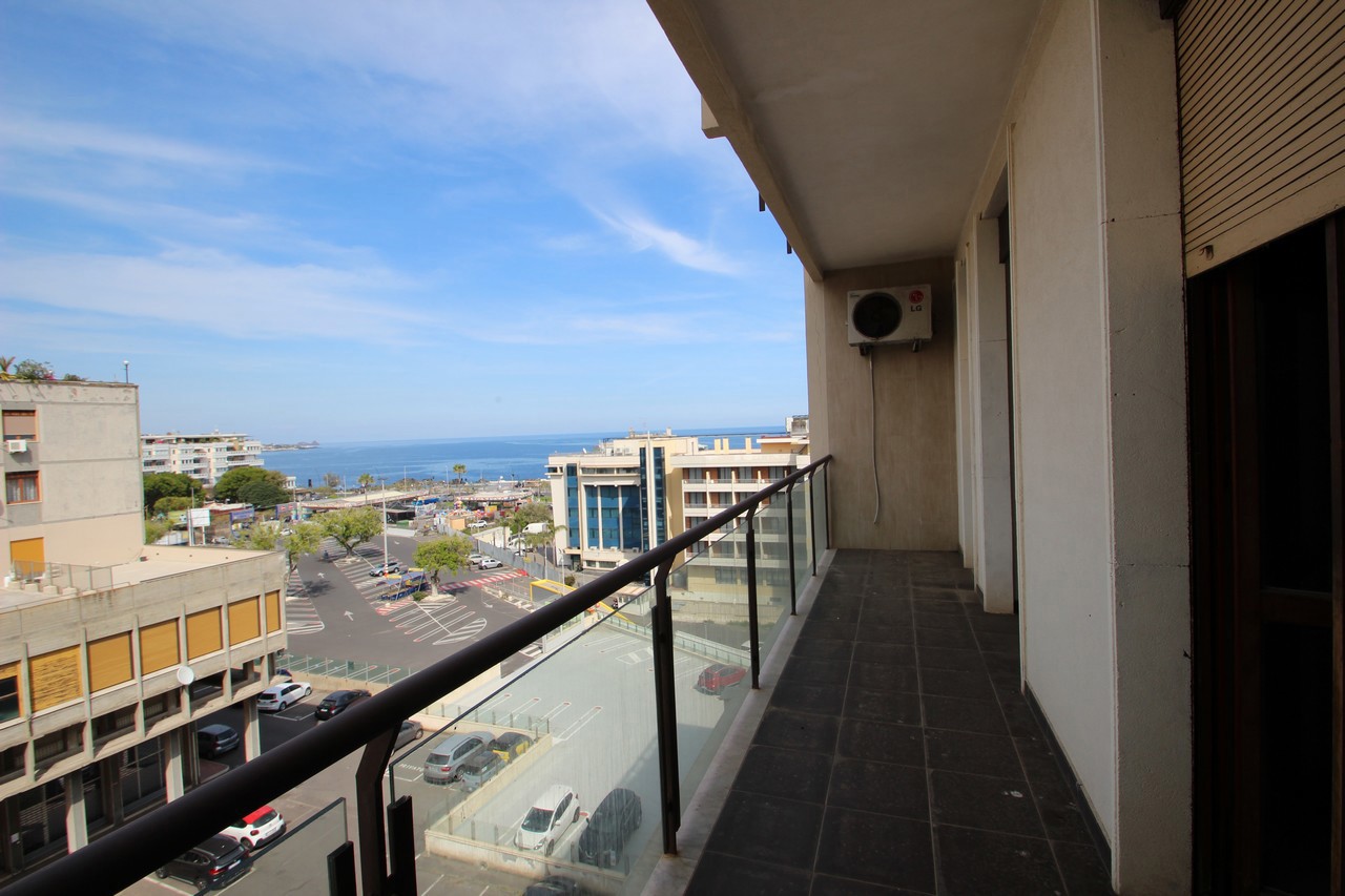 Foto 11 di 27 - Appartamento in vendita a Catania