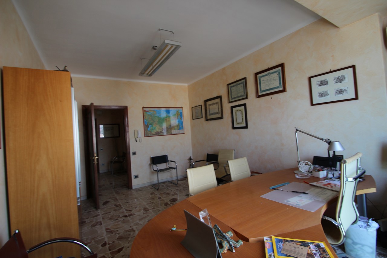 Foto 2 di 27 - Appartamento in vendita a Catania