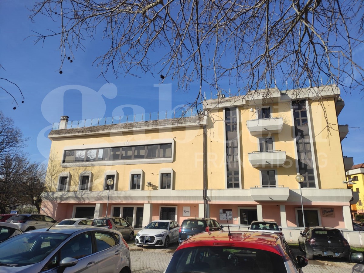 Ufficio in vendita a Spoleto (PG)