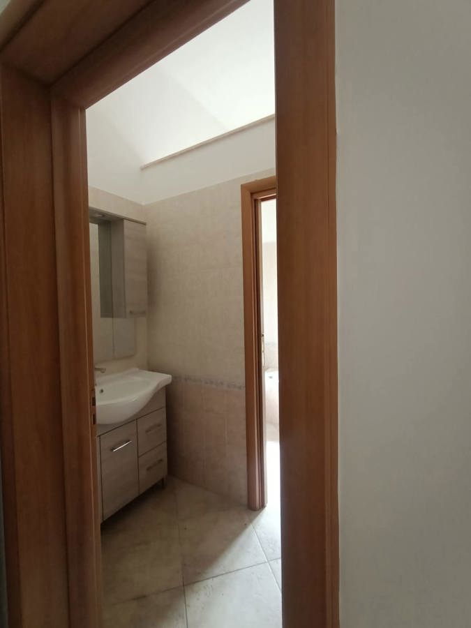 Foto 13 di 16 - Appartamento in affitto a Brindisi