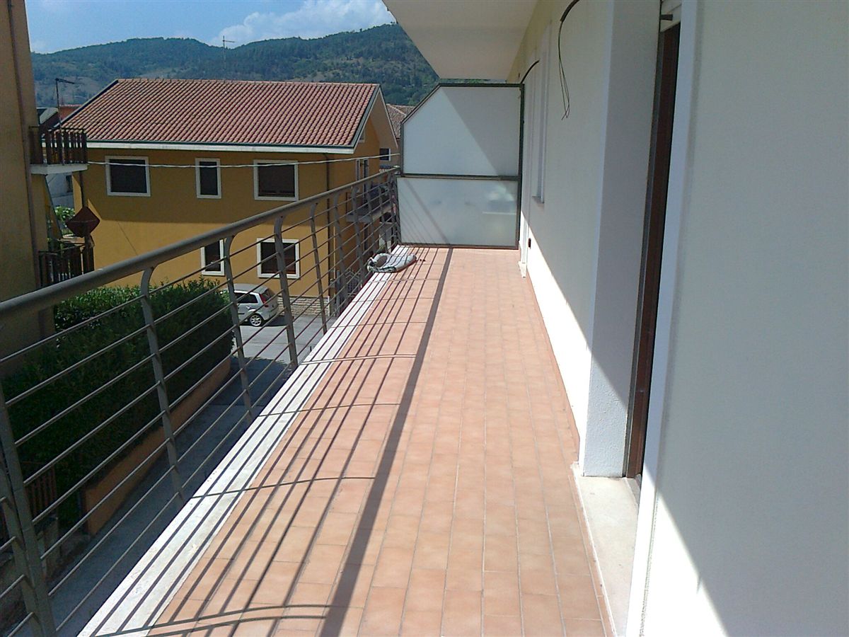 Foto 3 di 6 - Appartamento in affitto a Avezzano