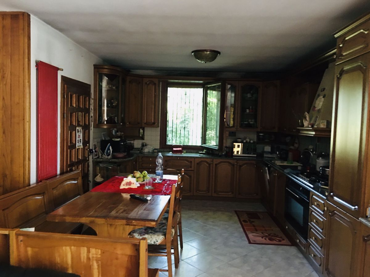 Foto 2 di 10 - Casa indipendente in vendita a Rovigo