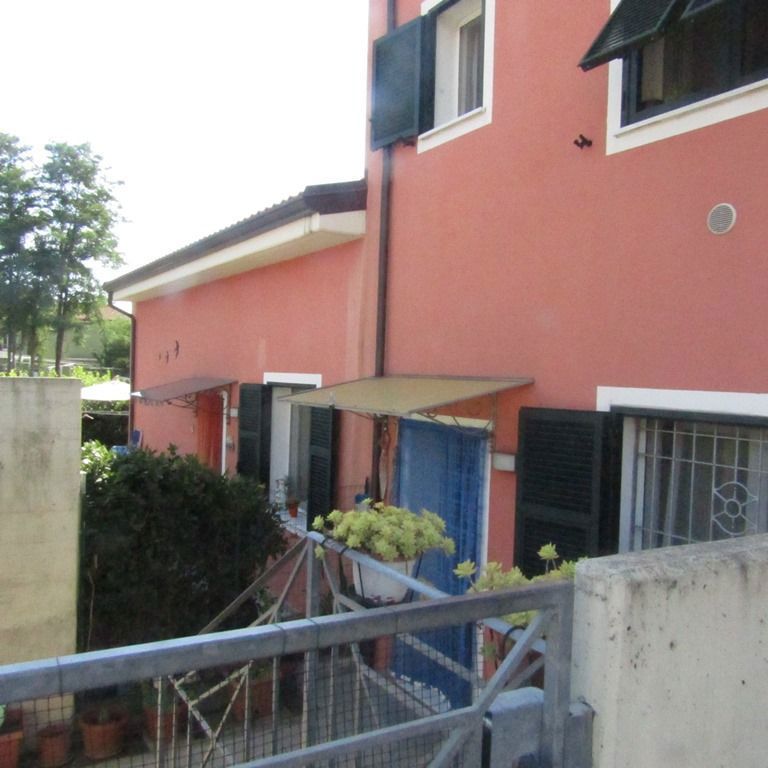 Foto 9 di 12 - Appartamento in vendita a Santo Stefano Magra