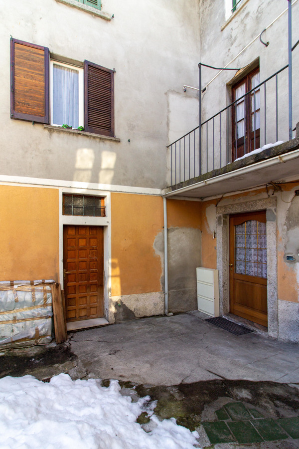 Foto 6 di 22 - Casa indipendente in vendita a Alta Valle Intelvi