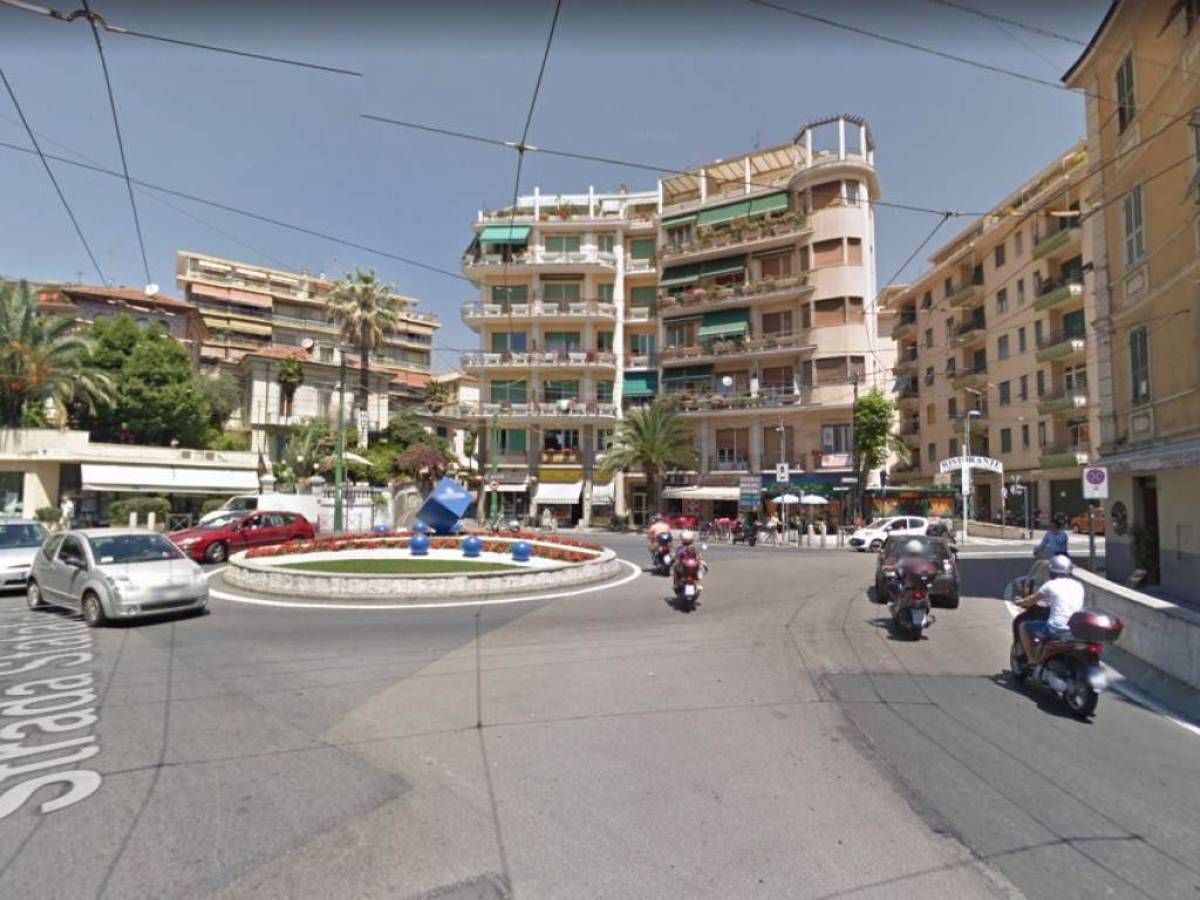 Foto 18 di 21 - Appartamento in vendita a Sanremo